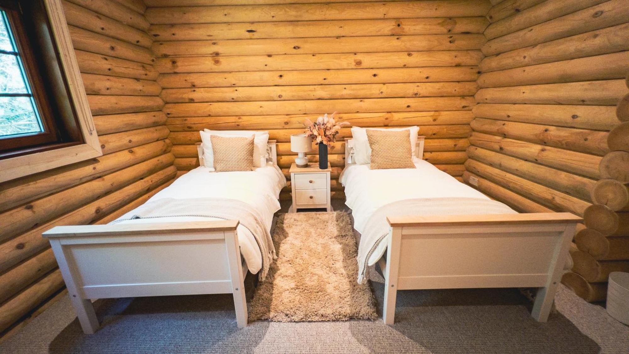 Aspen Lodge, Amazing New Log Cabin With Hot Tub - Sleeps 6 - Felmoor Park Morpeth Bagian luar foto